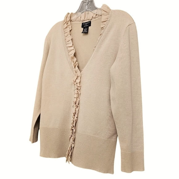 Nwot Philosophy by Republic Tan Ruffled 3/4 Sleeve Cardigan w/Silver Bead Button - Picture 9 of 15